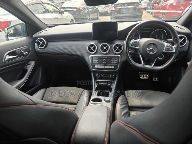 Mercedes-Benz A-Class 2018 Blue