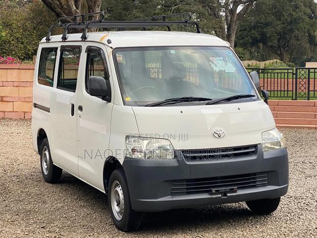 Toyota TownAce 2018 White
