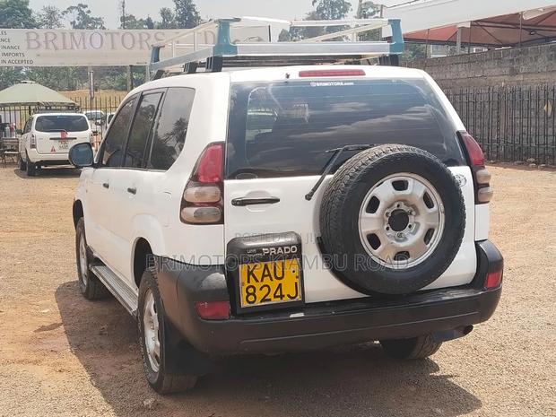 Toyota Land Cruiser Prado 2007 White
