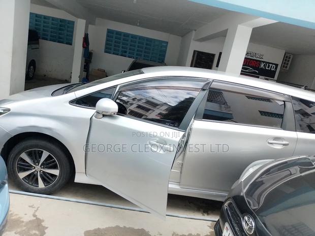 Toyota Wish 2017 Silver