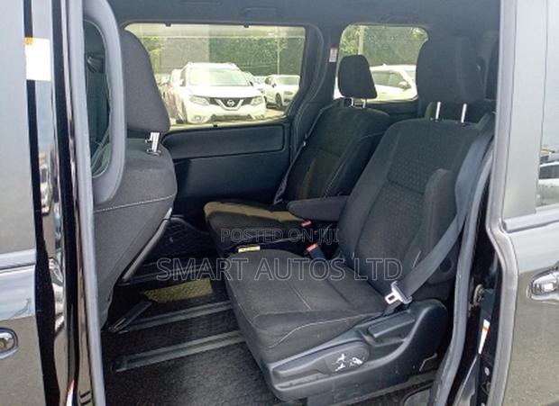 Toyota Voxy 2018 Black