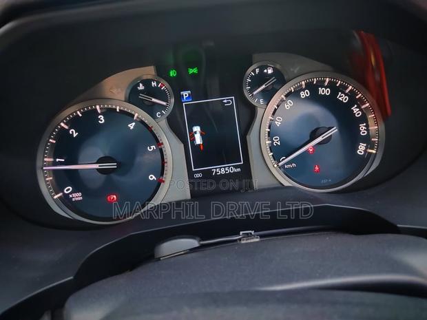 Toyota Land Cruiser Prado 2.8 2019 White