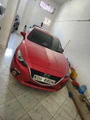Mazda Axela 2015 Red for sale