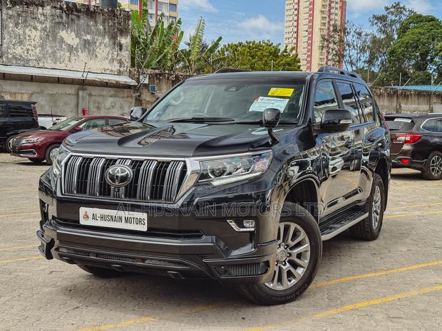 Toyota Land Cruiser Prado 2.8 2019 Black