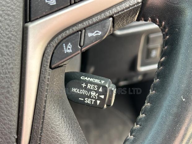 Toyota Land Cruiser Prado 2.8 2019 Black