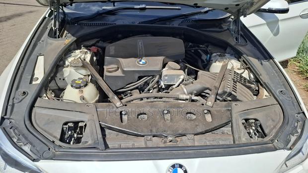 BMW 528i 2017 White