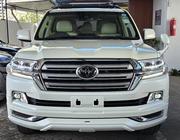 Toyota Land Cruiser 2018 White for sale