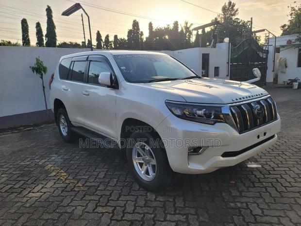 Toyota Land Cruiser Prado 2.8 2020 Pearl