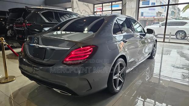 Mercedes-Benz C200 2019 Gray