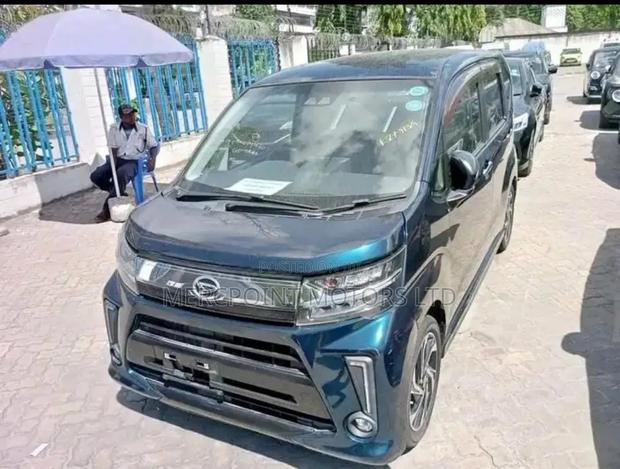 Daihatsu Move 2020 Blue