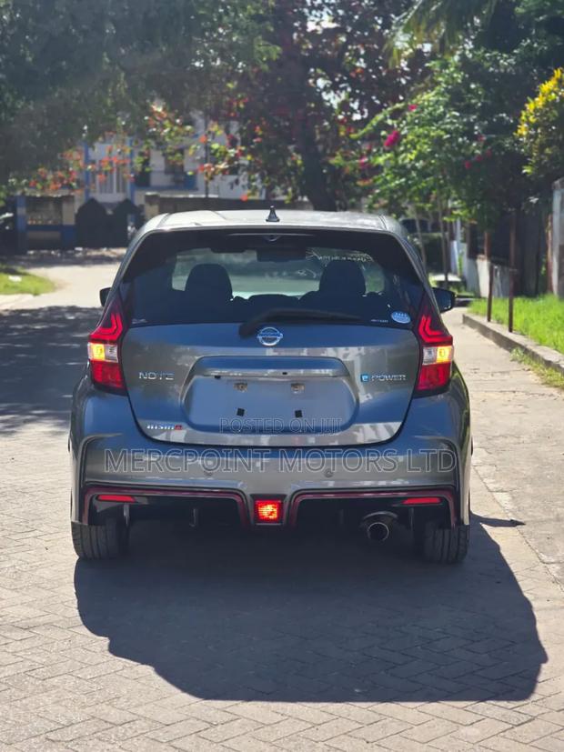 Nissan Note 1.2 Hybrid NISMO 2018 Gray