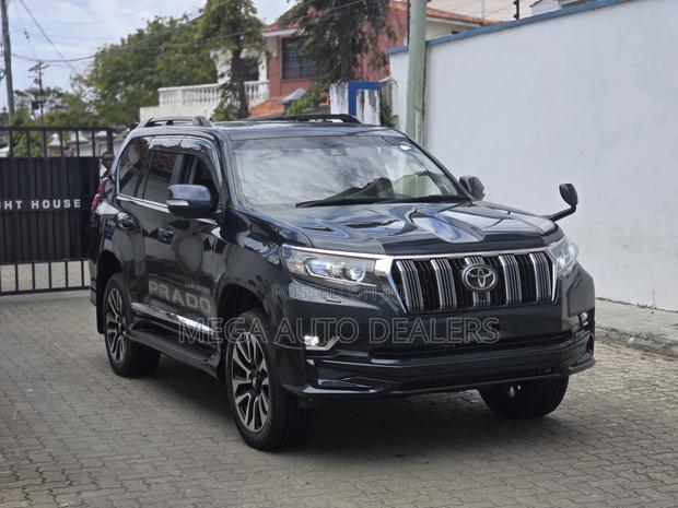 Toyota Land Cruiser Prado 2018