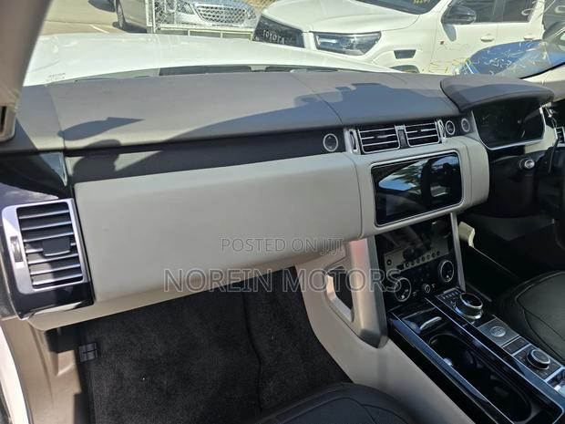 Land Rover Range Rover Vogue 2020 Pearl