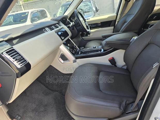 Land Rover Range Rover Vogue 2020 Pearl
