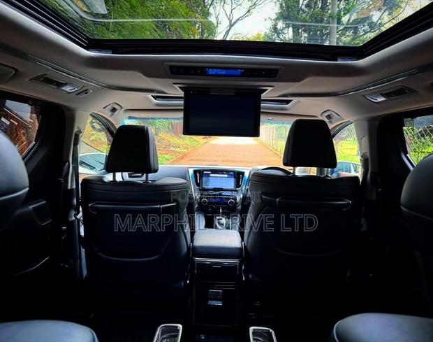 Toyota Alphard 2.5 Petrol AWD 2019 White