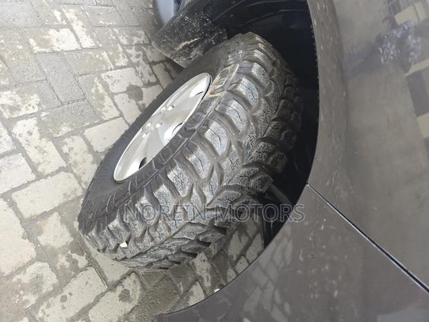 Toyota Hilux 2019 Gray