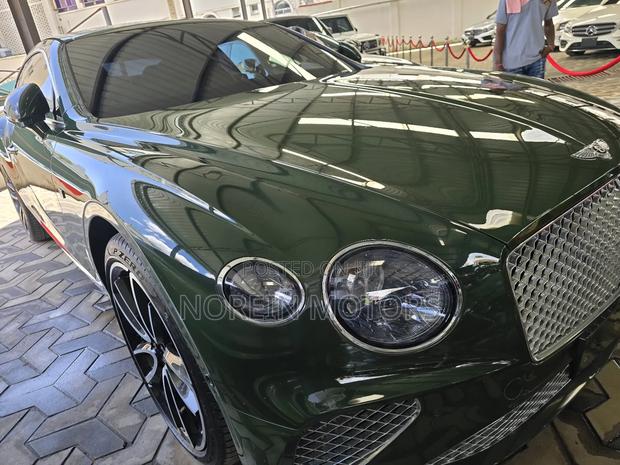 Bentley Bentayga 2022 Green