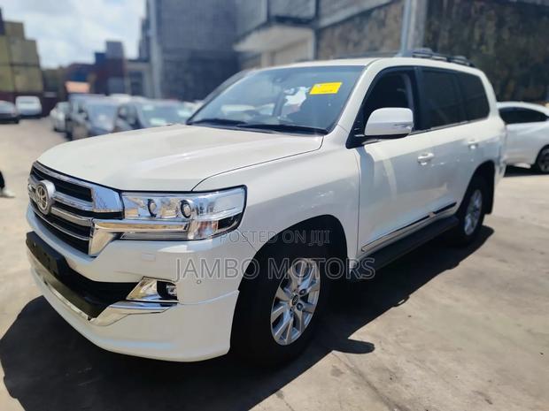 Toyota Land Cruiser 4.5 V8 TD 2019 White