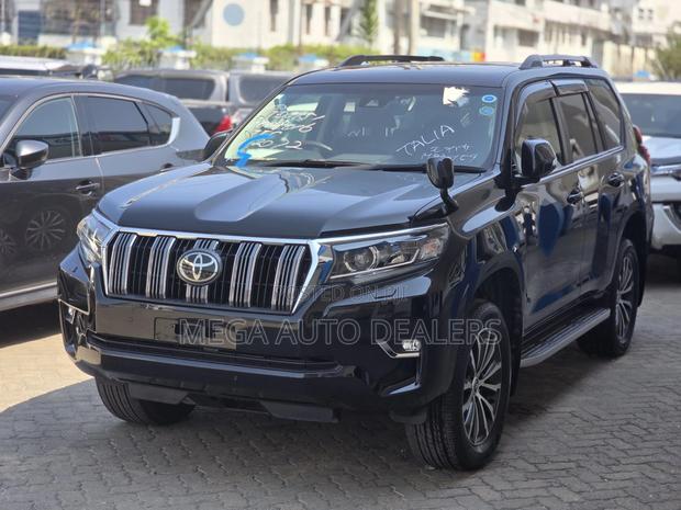 Toyota Land Cruiser Prado 2019 Black