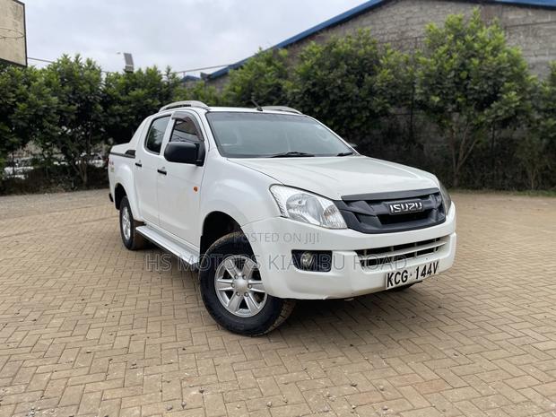 Isuzu D-MAX 2015 White