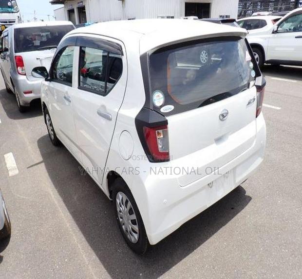 Daihatsu Mira 2020