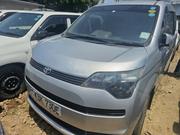 Toyota Spade 2015 Silver for sale