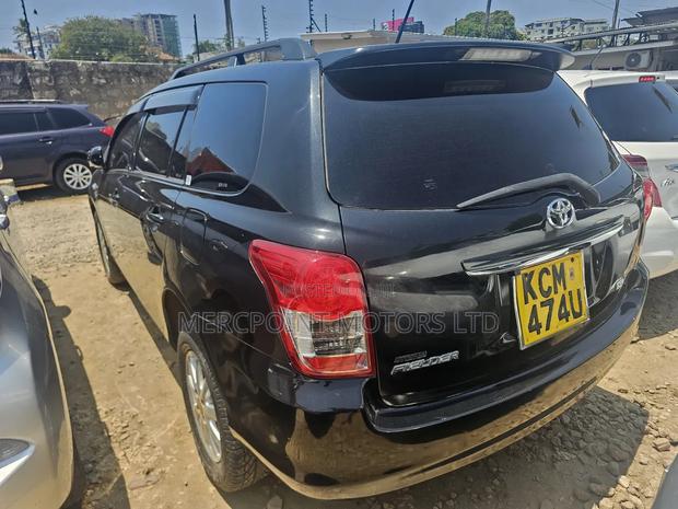 Toyota Corolla Fielder 1.5 Petrol FWD 2011 Black