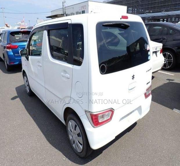 Suzuki Wagon R 660 Hybrid FWD 2018 White