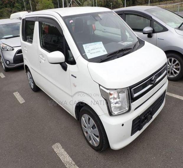 Suzuki Wagon R 660 Hybrid FWD 2019 White