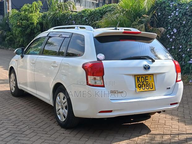 Toyota Corolla Fielder 2014 White