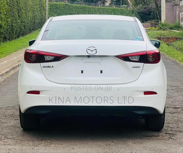 Mazda Axela 2019 White