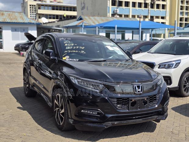 Honda Vezel 2018 Black