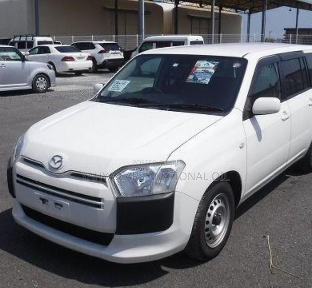 Mazda Familia 2019 Pearl