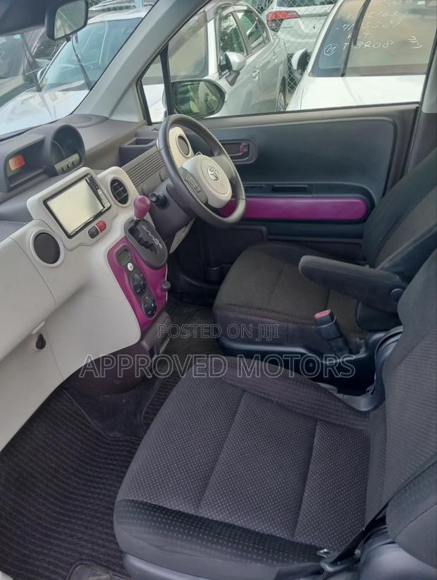Toyota Spade 2018 Purple