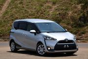 Toyota Sienta 2018 Silver for sale