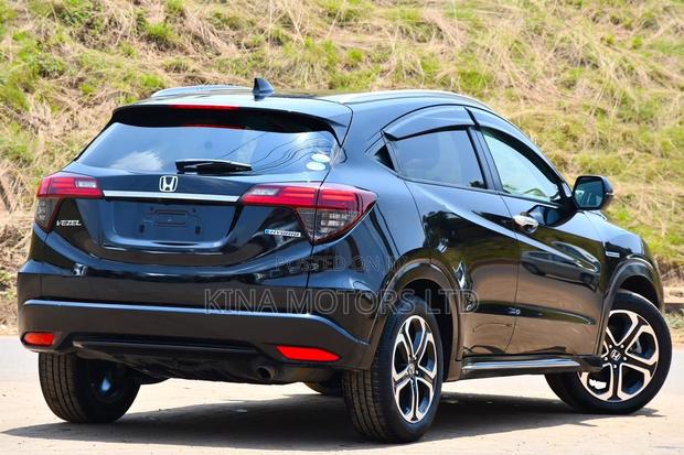 Honda Vezel 2018 Blue