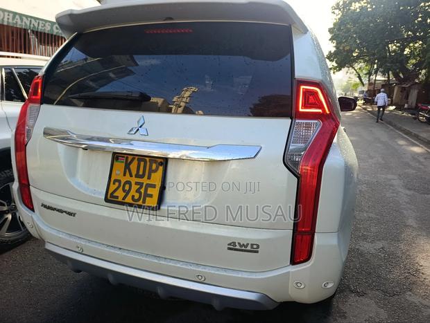 Mitsubishi Pajero V90 3.2 DI-D GLS/GLX 2017 White