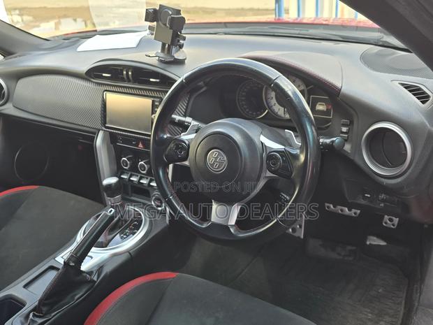 Toyota GT86 2018 Red