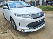 Toyota Harrier 2018 White for sale