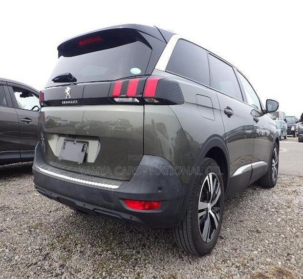 Peugeot 5008 1.6 PureTech 180 2018 Green