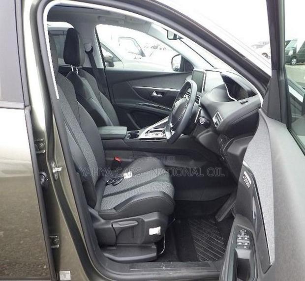 Peugeot 5008 1.6 PureTech 180 2018 Green