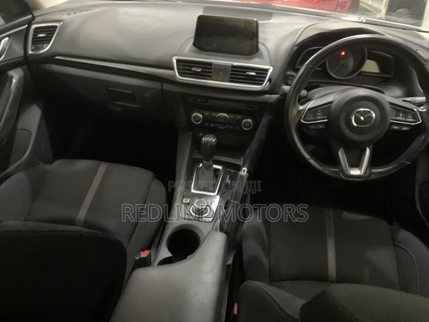 Mazda Axela 2018 Off white