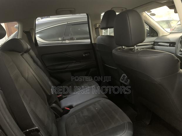 Mitsubishi Outlander ES AWC 2018 Black