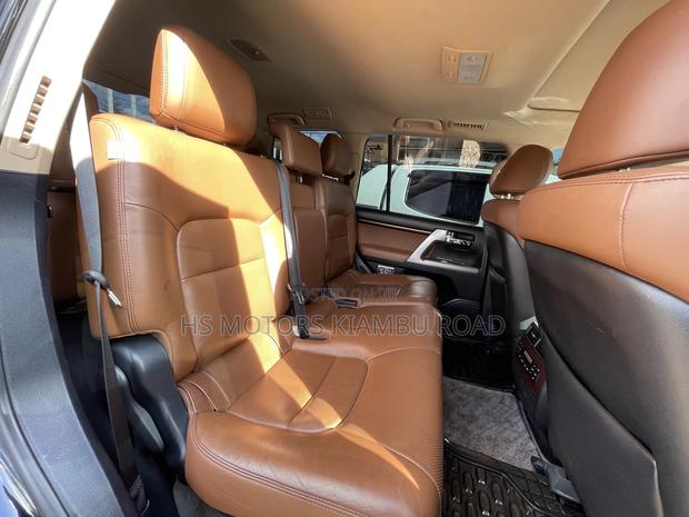 Toyota Land Cruiser 2015 Black