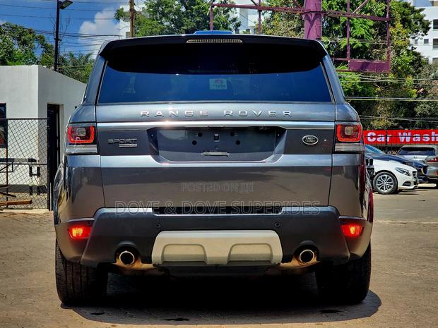 Land Rover Range Rover Sport HSE 4x4 (3.0L 6cyl 8A) 2016 Gray