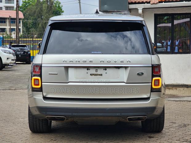 Land Rover Range Rover Vogue 2018 Gold