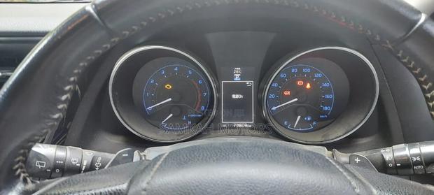 Toyota Auris 2016 Silver
