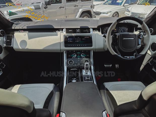 Land Rover Range Rover 5.0L Supercharged 2018 Pearl