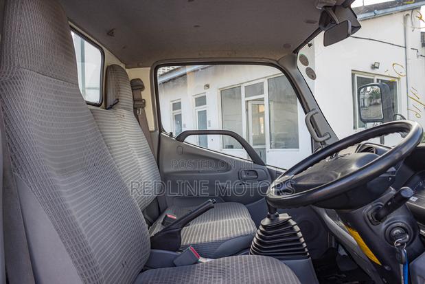 Toyota Dyna 2018 White