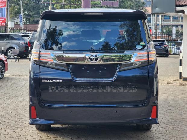 Toyota Vellfire 2019 Black
